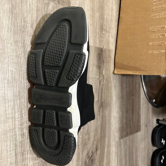 Balenciaga Speed Trainers Red Grafitti - Picture 8 of 12